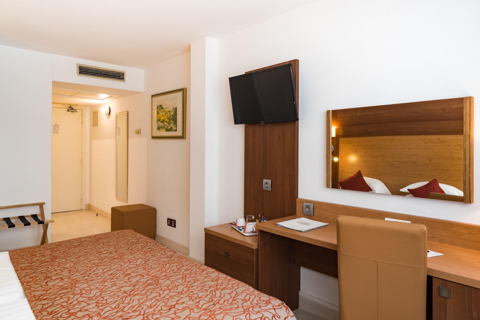 Mercure Saint Raphael Centre Plage Buitenkant foto