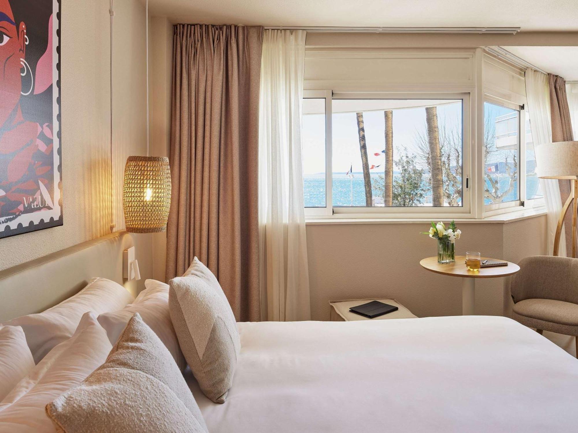 Mercure Saint Raphael Centre Plage Buitenkant foto
